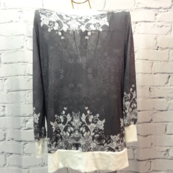 Lily Black/White Floral Print Lightweight Cardigan, NWT - Picture 3 of 6